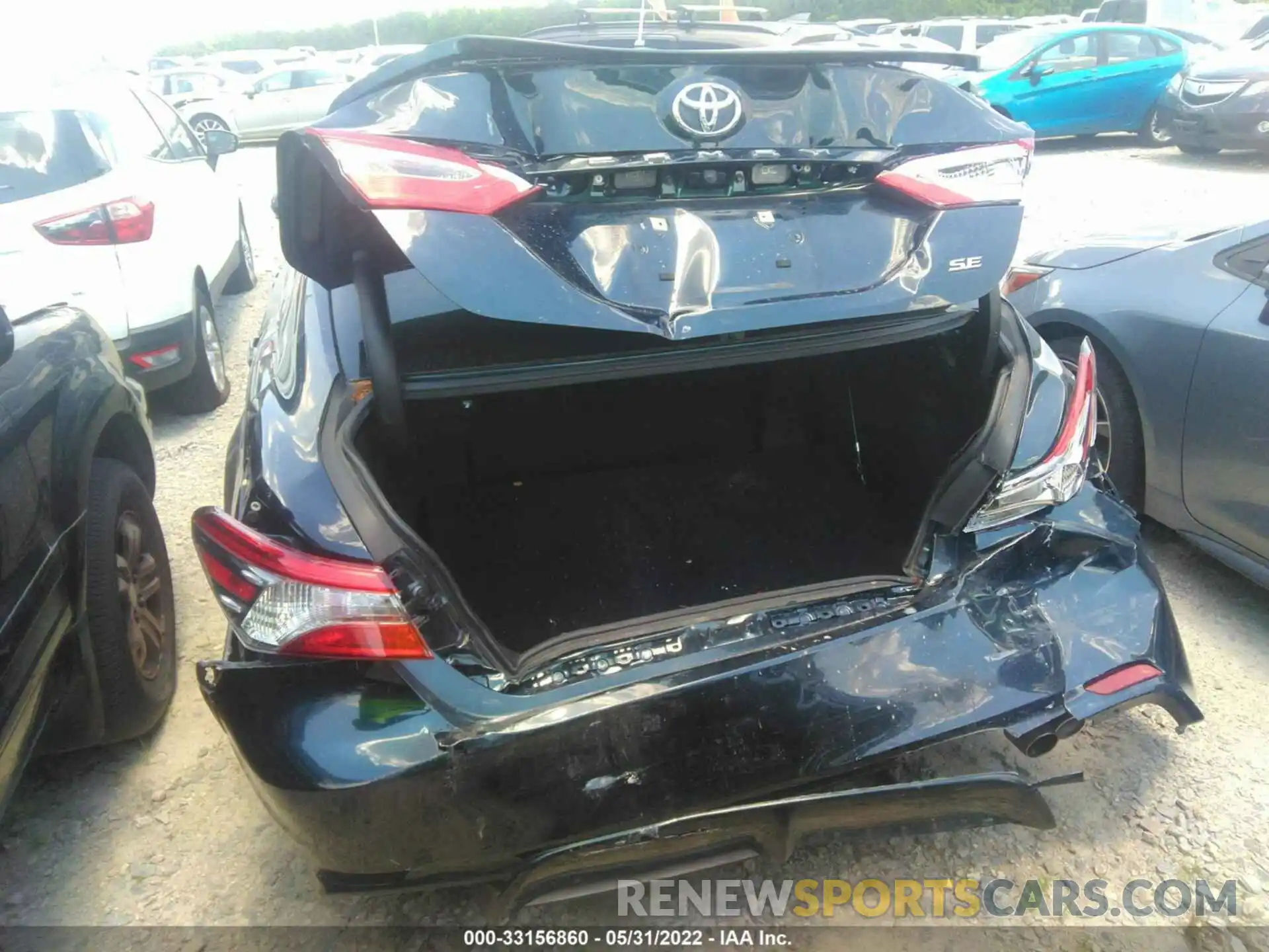 6 Photograph of a damaged car 4T1B11HK9KU275830 TOYOTA CAMRY 2019