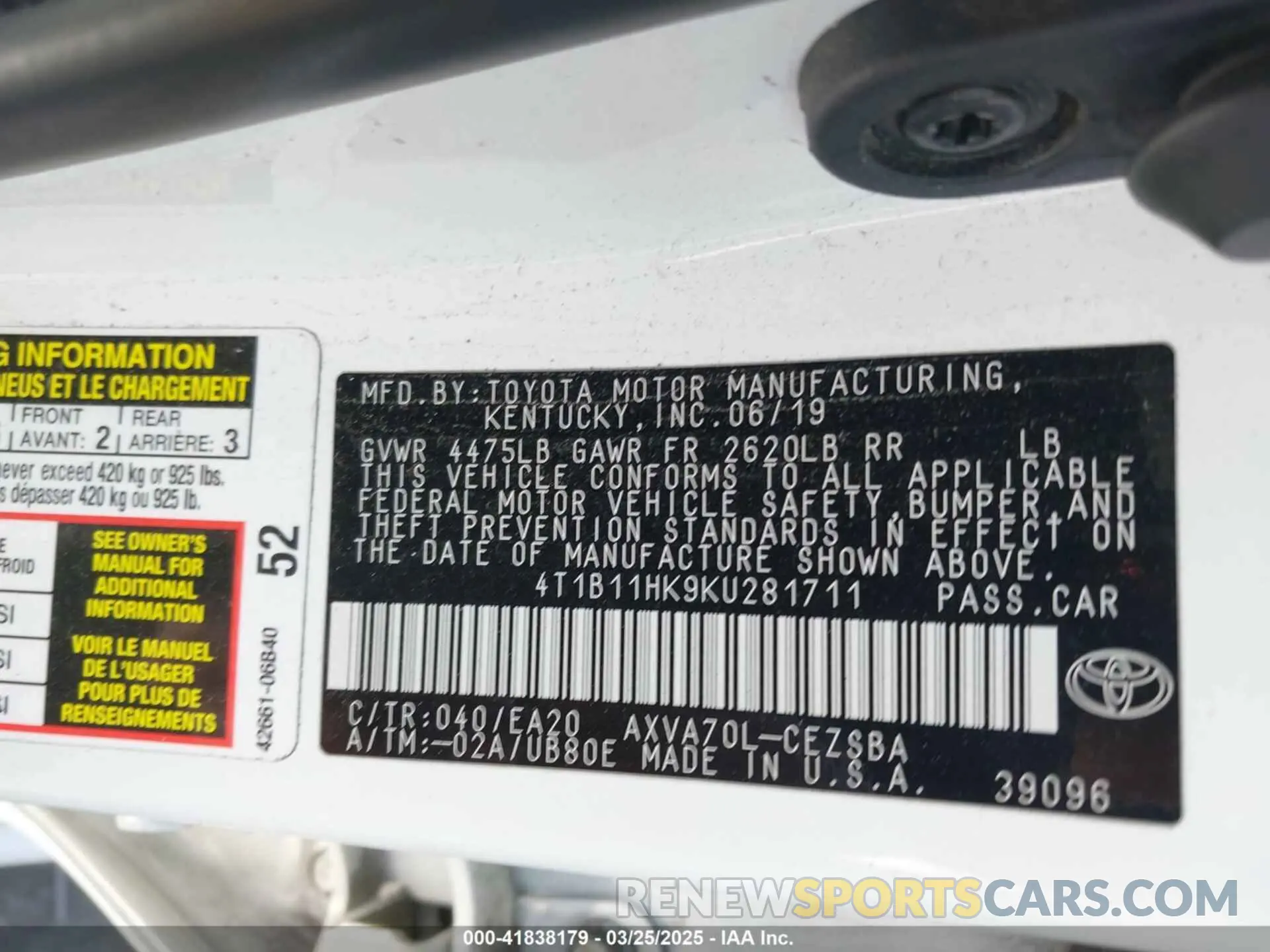 9 Photograph of a damaged car 4T1B11HK9KU281711 TOYOTA CAMRY 2019