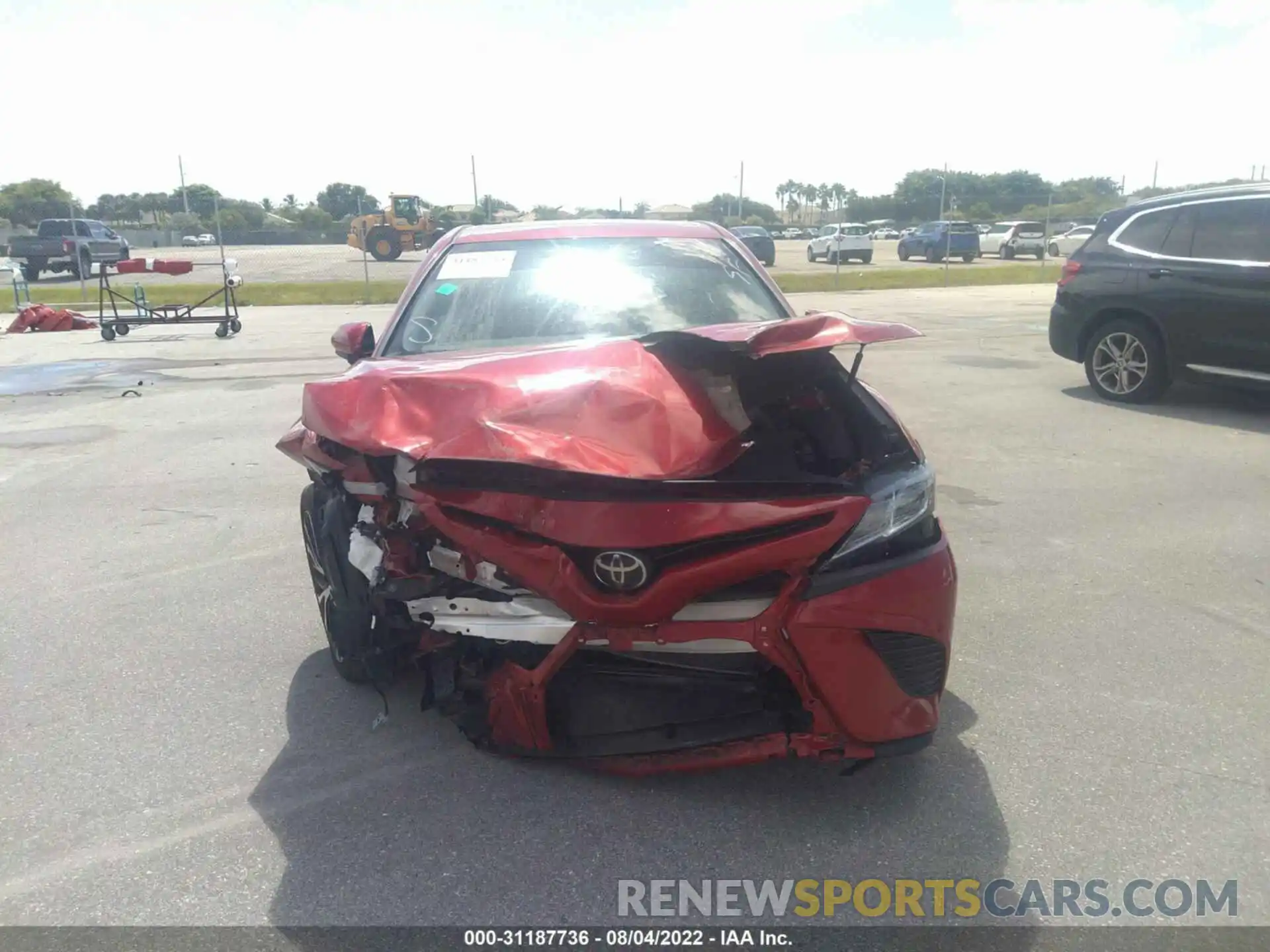 6 Photograph of a damaged car 4T1B11HK9KU282258 TOYOTA CAMRY 2019