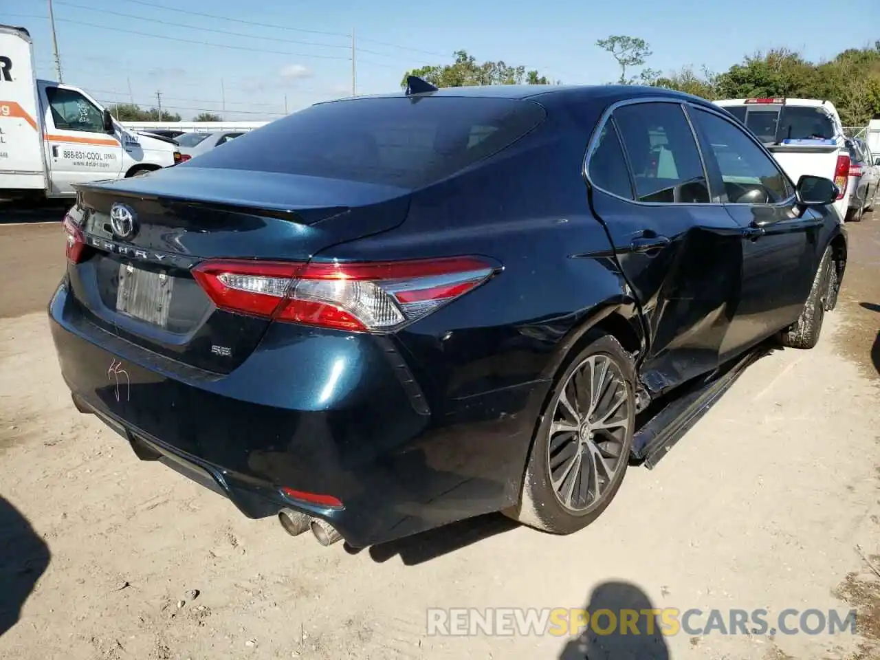 3 Photograph of a damaged car 4T1B11HK9KU284642 TOYOTA CAMRY 2019