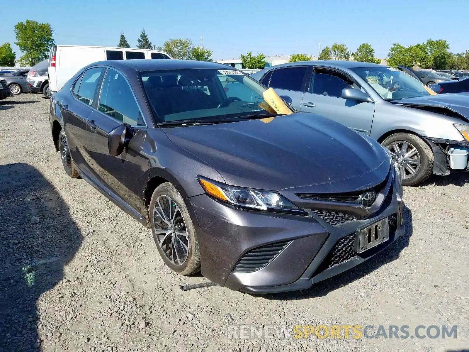 1 Photograph of a damaged car 4T1B11HK9KU682188 TOYOTA CAMRY 2019