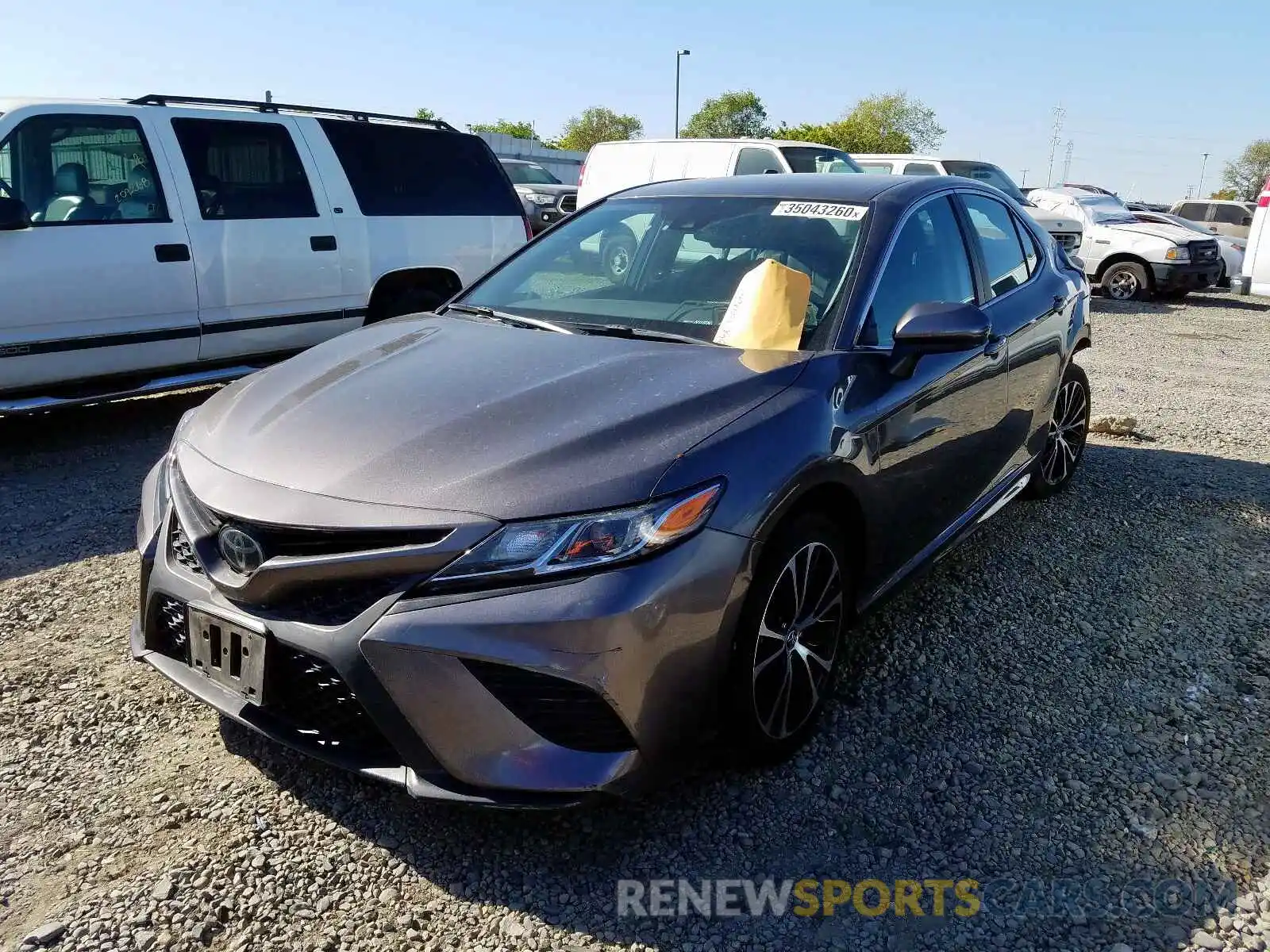 2 Photograph of a damaged car 4T1B11HK9KU682188 TOYOTA CAMRY 2019