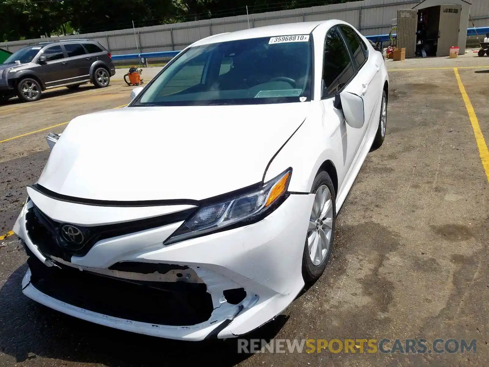 2 Photograph of a damaged car 4T1B11HK9KU684040 TOYOTA CAMRY 2019