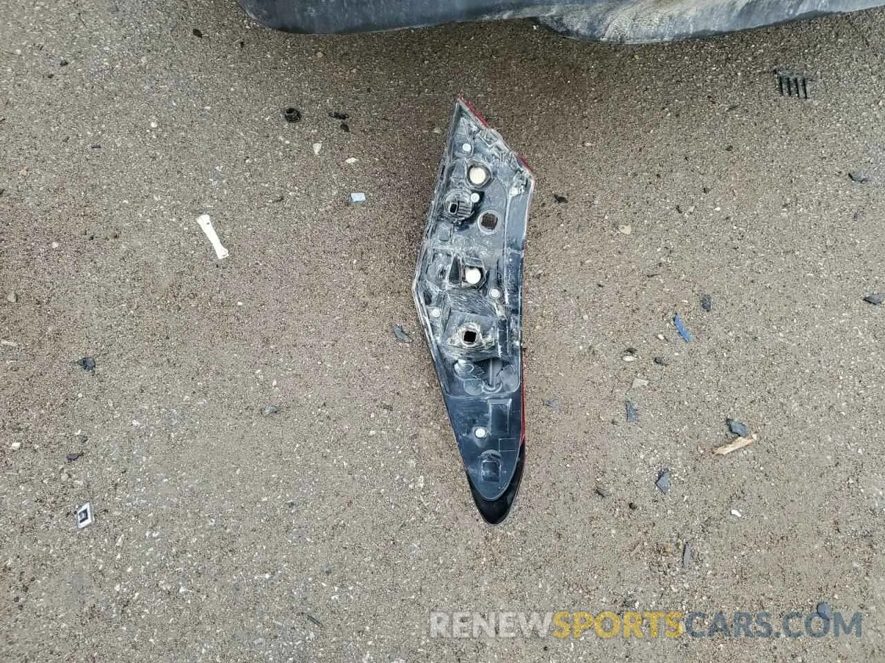 12 Photograph of a damaged car 4T1B11HK9KU684202 TOYOTA CAMRY 2019