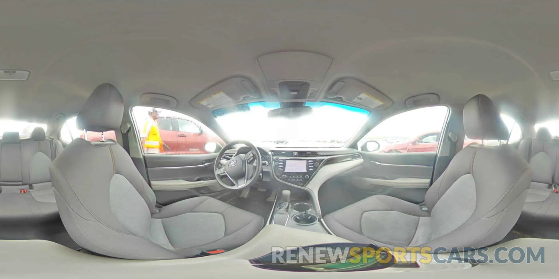 15 Photograph of a damaged car 4T1B11HK9KU684202 TOYOTA CAMRY 2019