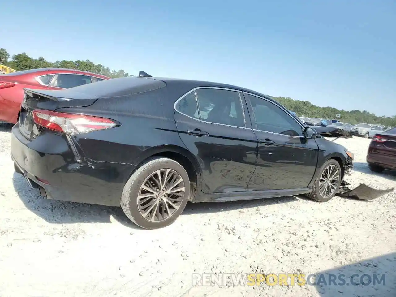 3 Photograph of a damaged car 4T1B11HK9KU687469 TOYOTA CAMRY 2019