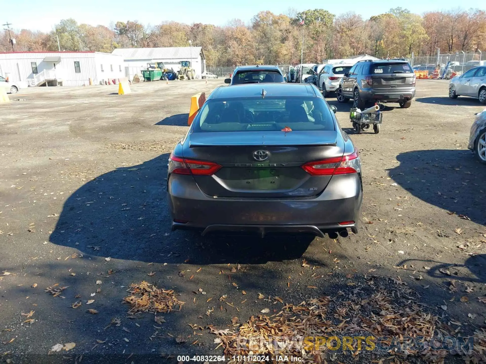 17 Photograph of a damaged car 4T1B11HK9KU691411 TOYOTA CAMRY 2019