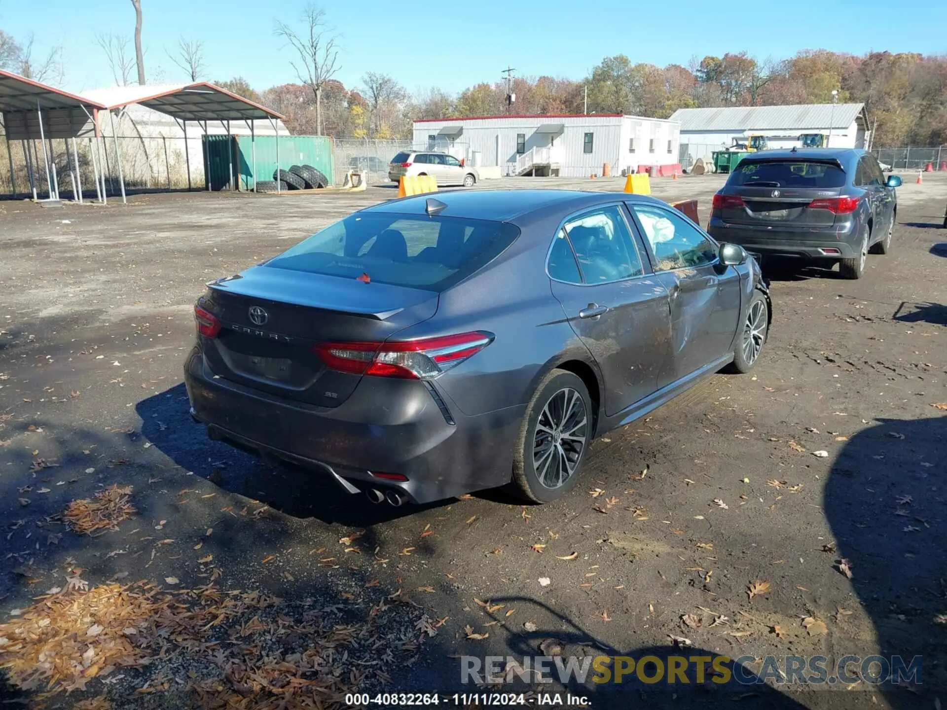 4 Photograph of a damaged car 4T1B11HK9KU691411 TOYOTA CAMRY 2019