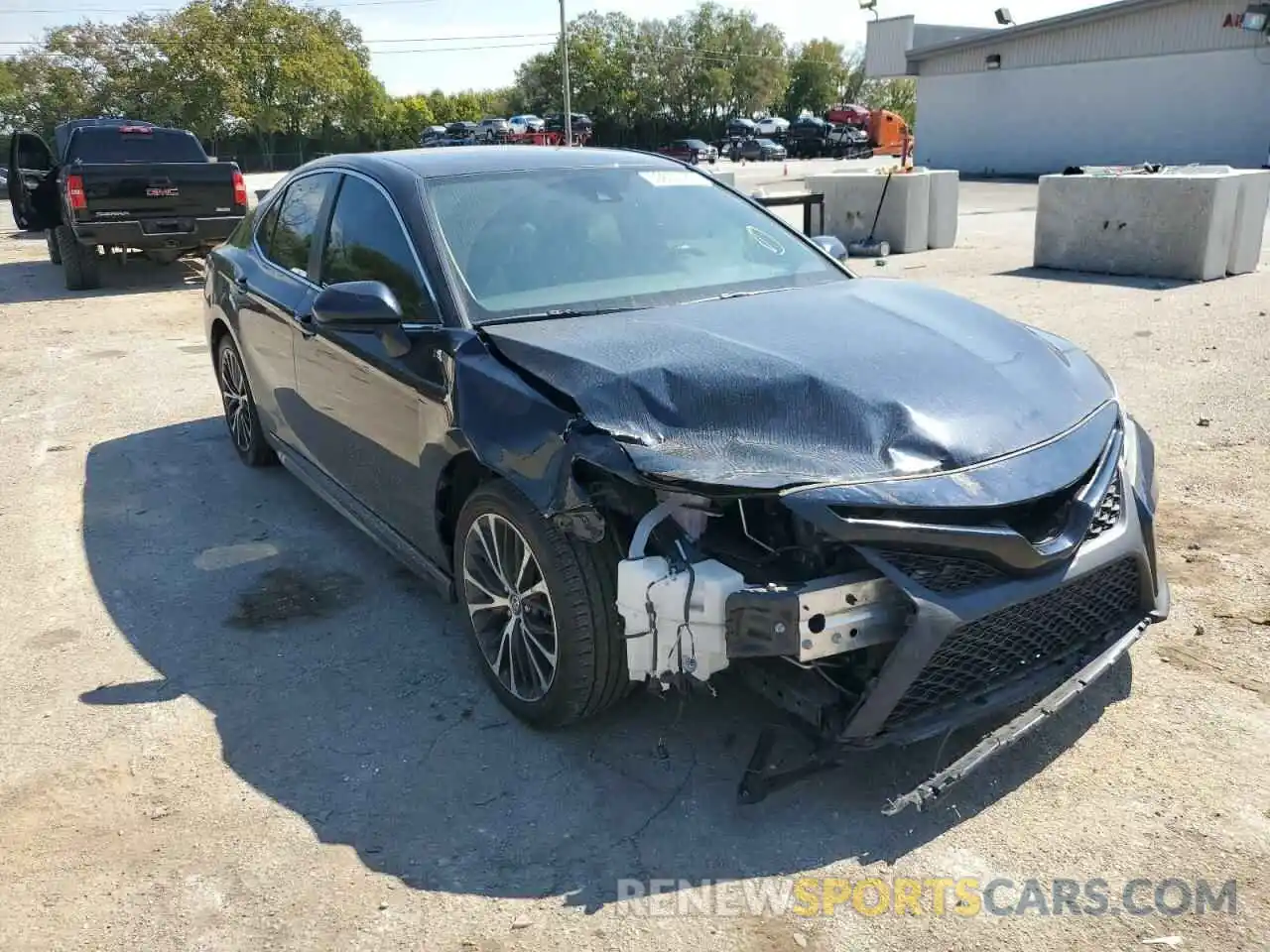 1 Photograph of a damaged car 4T1B11HK9KU691747 TOYOTA CAMRY 2019