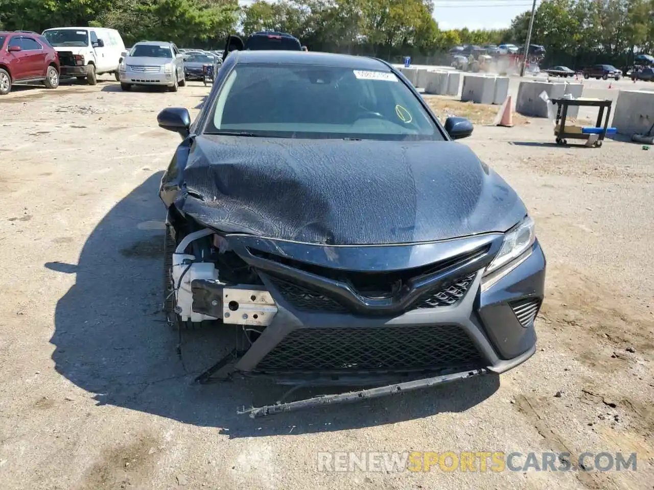 9 Photograph of a damaged car 4T1B11HK9KU691747 TOYOTA CAMRY 2019