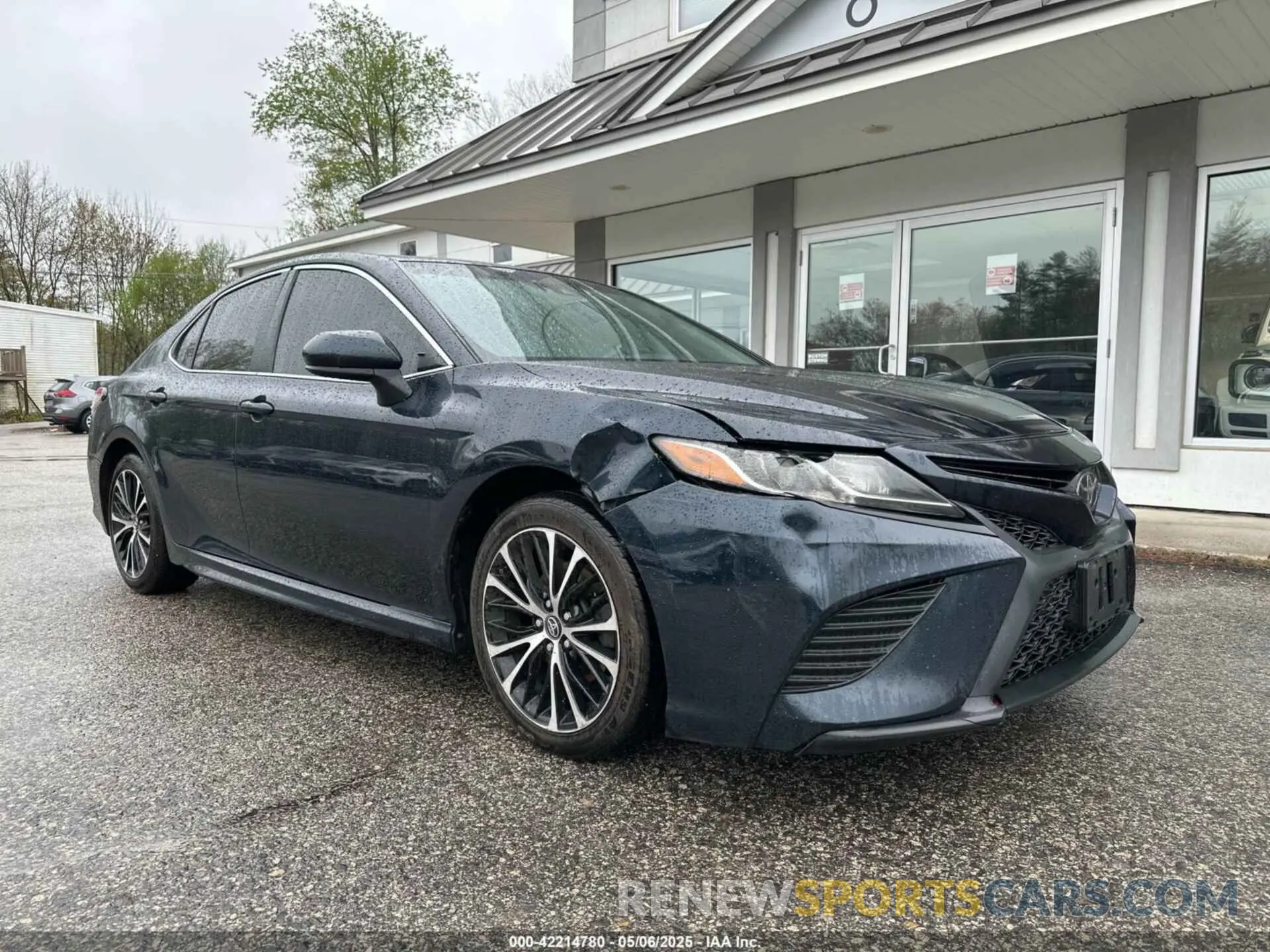 1 Photograph of a damaged car 4T1B11HK9KU691893 TOYOTA CAMRY 2019
