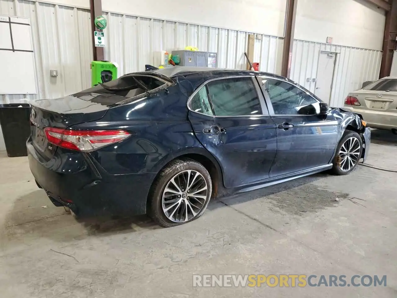 3 Photograph of a damaged car 4T1B11HK9KU699136 TOYOTA CAMRY 2019