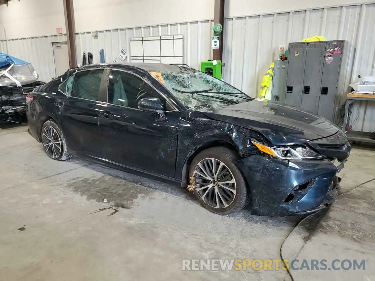 4 Photograph of a damaged car 4T1B11HK9KU699136 TOYOTA CAMRY 2019