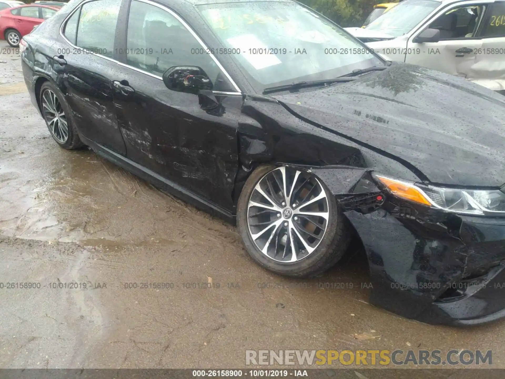 6 Photograph of a damaged car 4T1B11HK9KU704075 TOYOTA CAMRY 2019