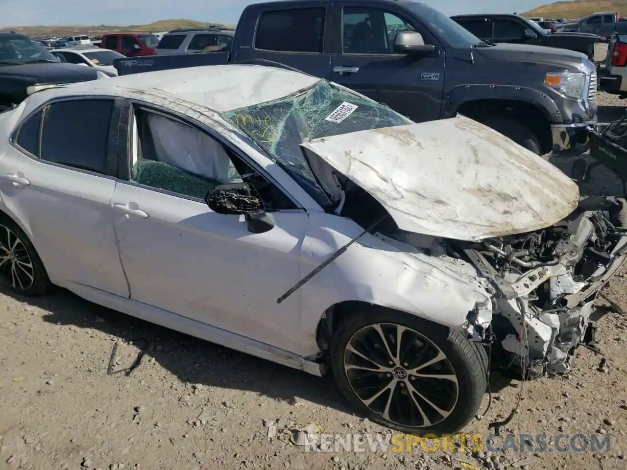 9 Photograph of a damaged car 4T1B11HK9KU705338 TOYOTA CAMRY 2019