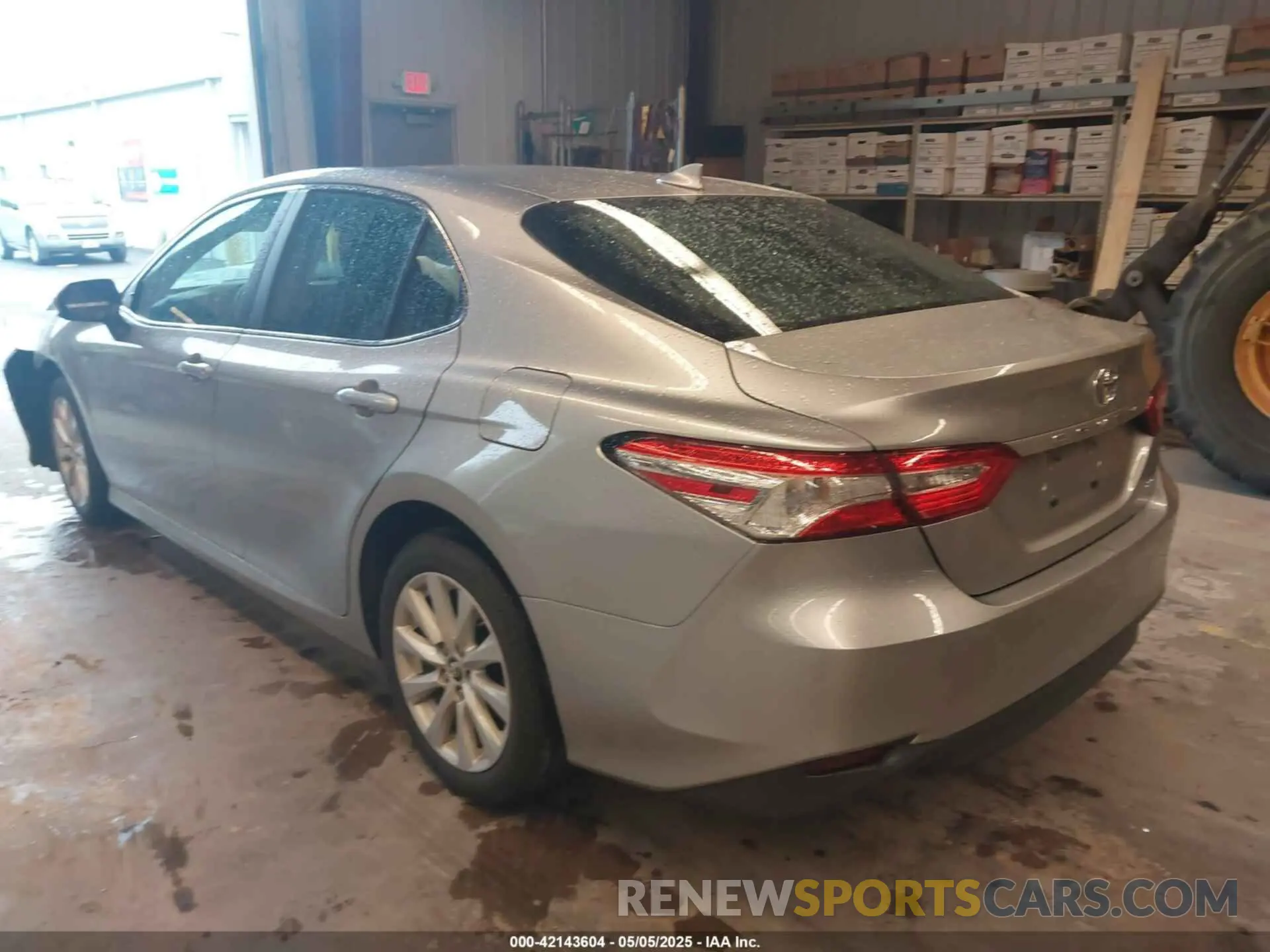 3 Photograph of a damaged car 4T1B11HK9KU706344 TOYOTA CAMRY 2019