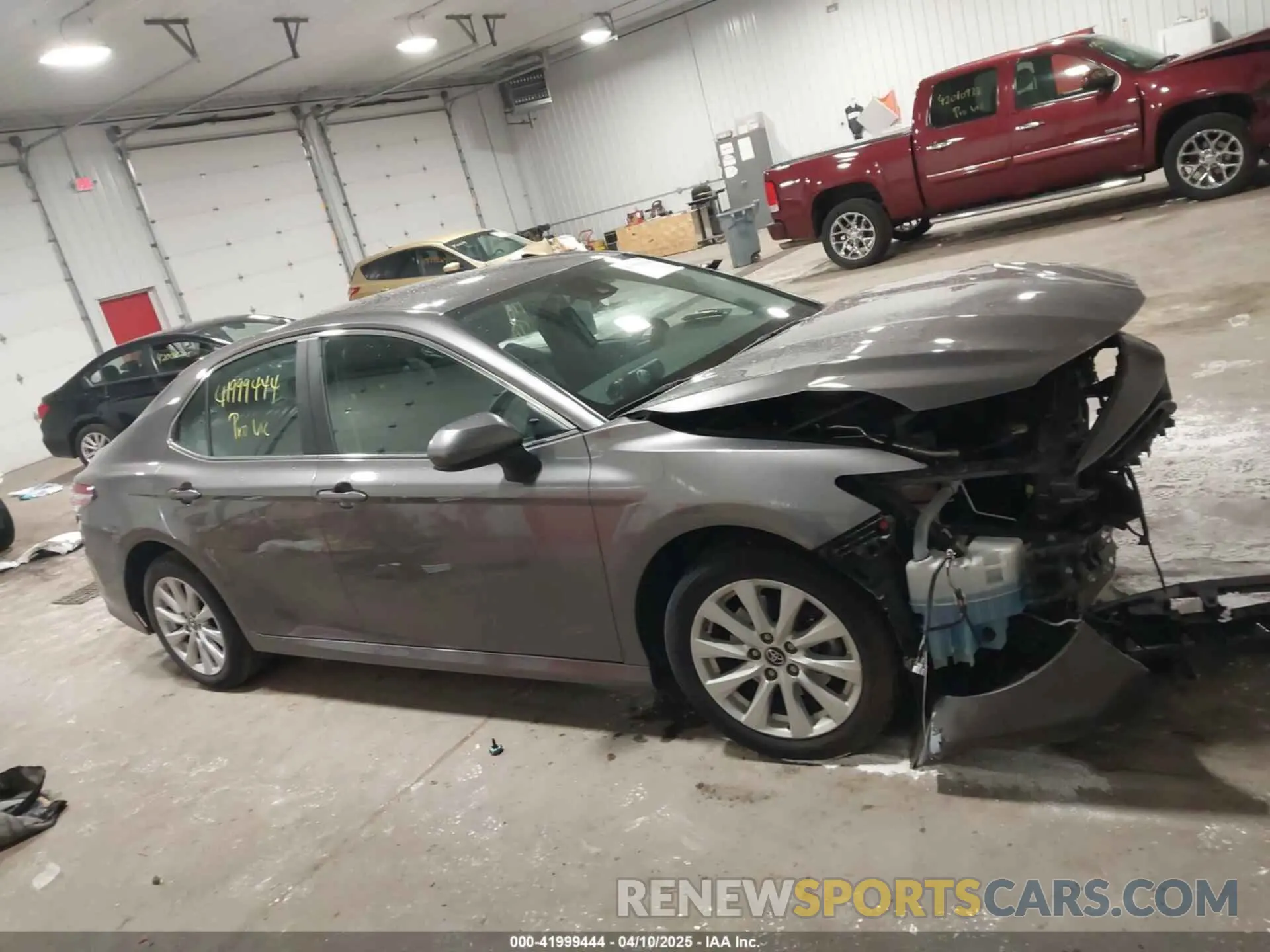 12 Photograph of a damaged car 4T1B11HK9KU709244 TOYOTA CAMRY 2019