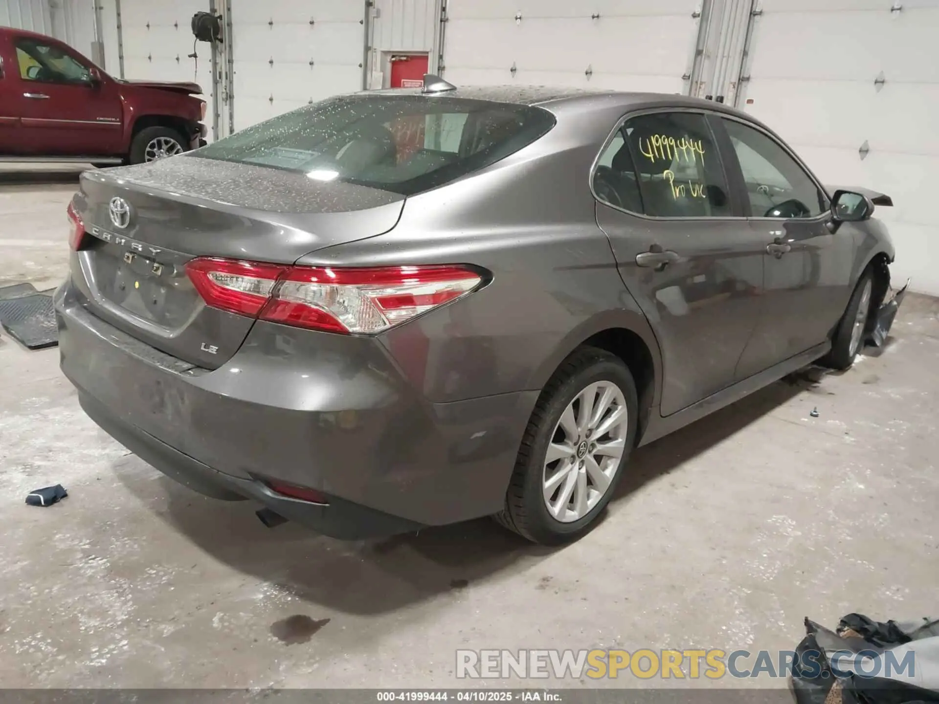 4 Photograph of a damaged car 4T1B11HK9KU709244 TOYOTA CAMRY 2019