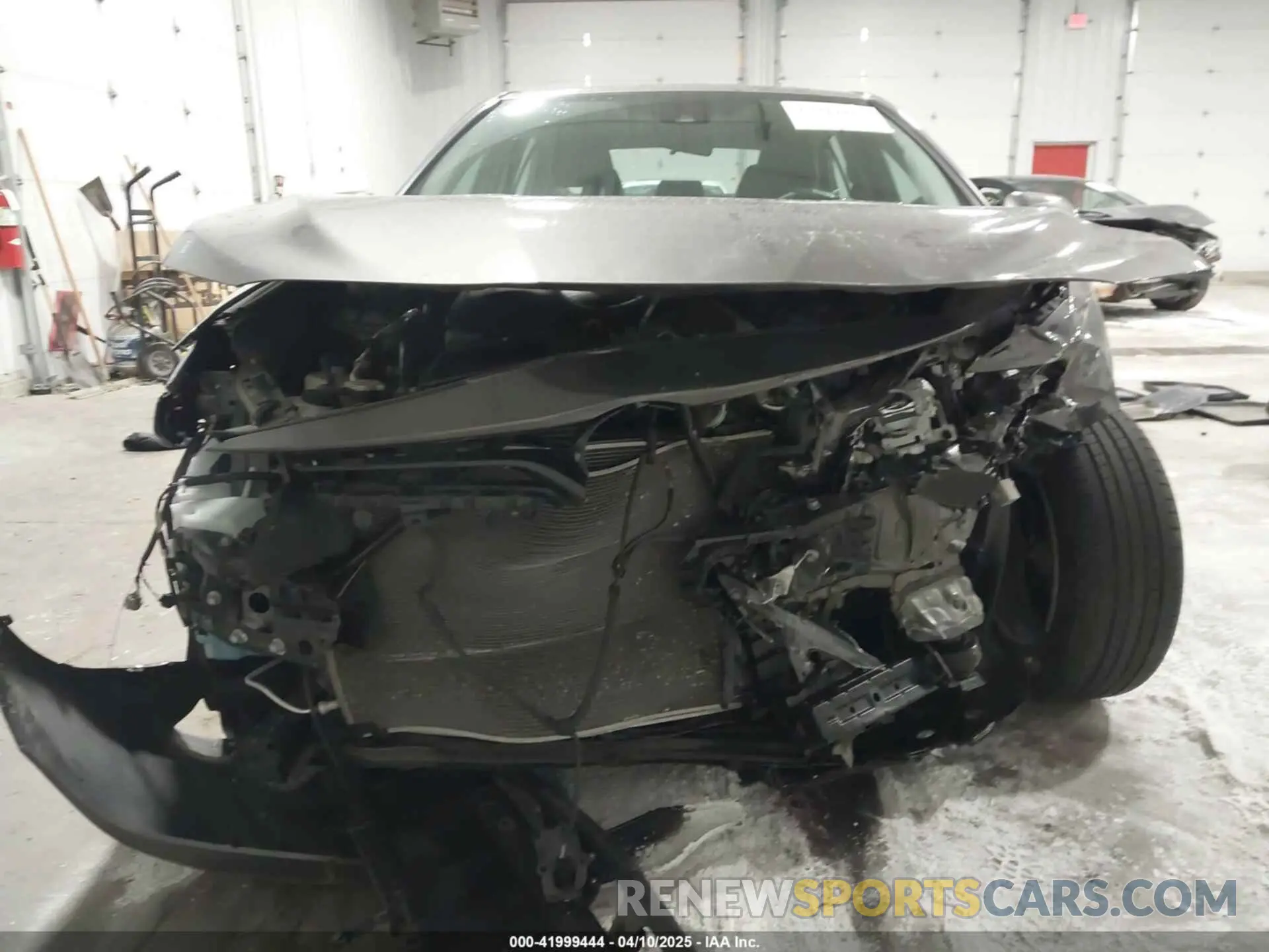 6 Photograph of a damaged car 4T1B11HK9KU709244 TOYOTA CAMRY 2019