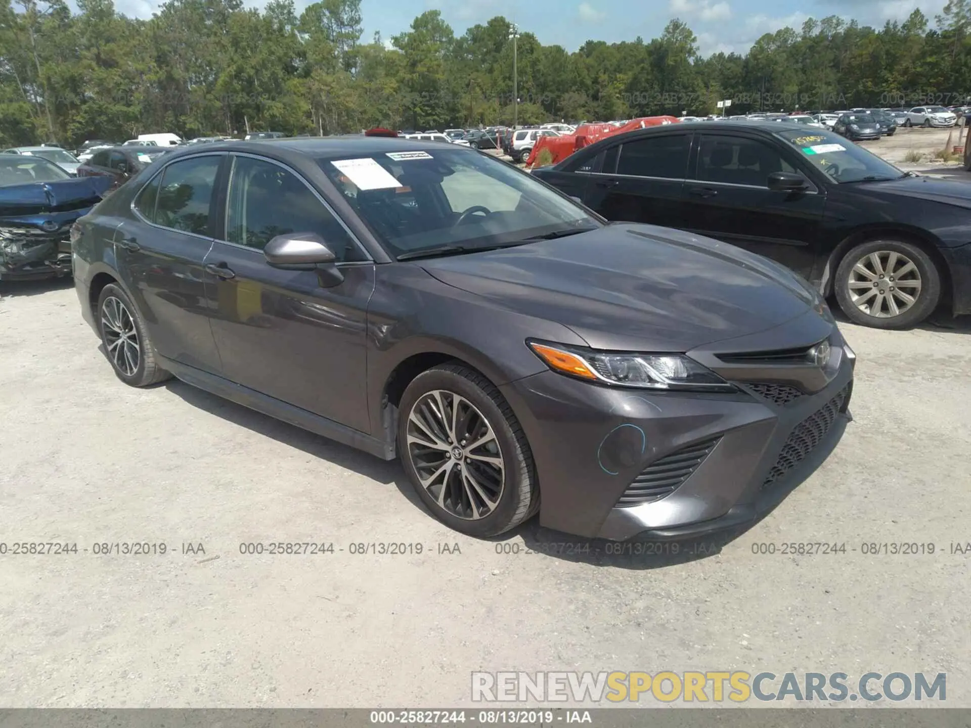 1 Photograph of a damaged car 4T1B11HK9KU709633 TOYOTA CAMRY 2019