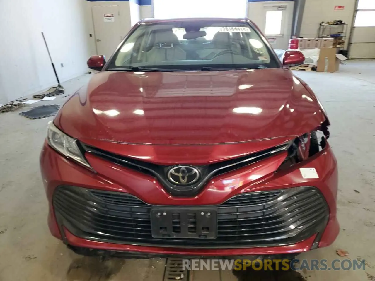 5 Photograph of a damaged car 4T1B11HK9KU712953 TOYOTA CAMRY 2019