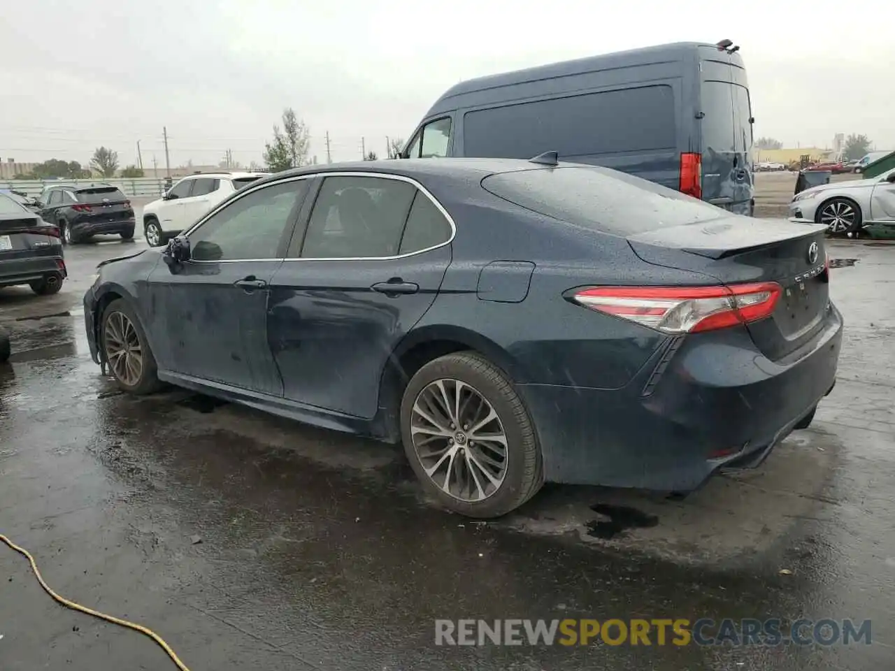 2 Photograph of a damaged car 4T1B11HK9KU715190 TOYOTA CAMRY 2019