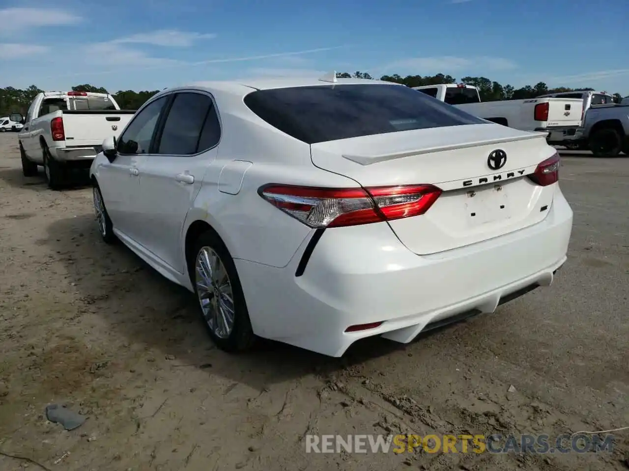 3 Photograph of a damaged car 4T1B11HK9KU717506 TOYOTA CAMRY 2019