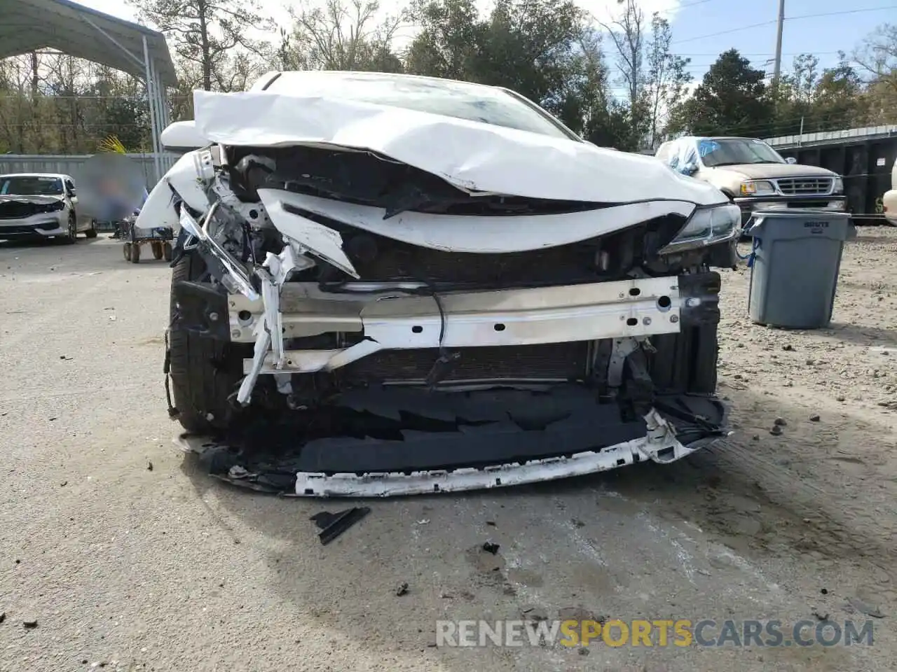 9 Photograph of a damaged car 4T1B11HK9KU717506 TOYOTA CAMRY 2019