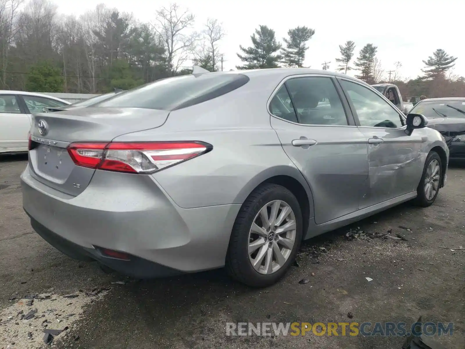 4 Photograph of a damaged car 4T1B11HK9KU718543 TOYOTA CAMRY 2019