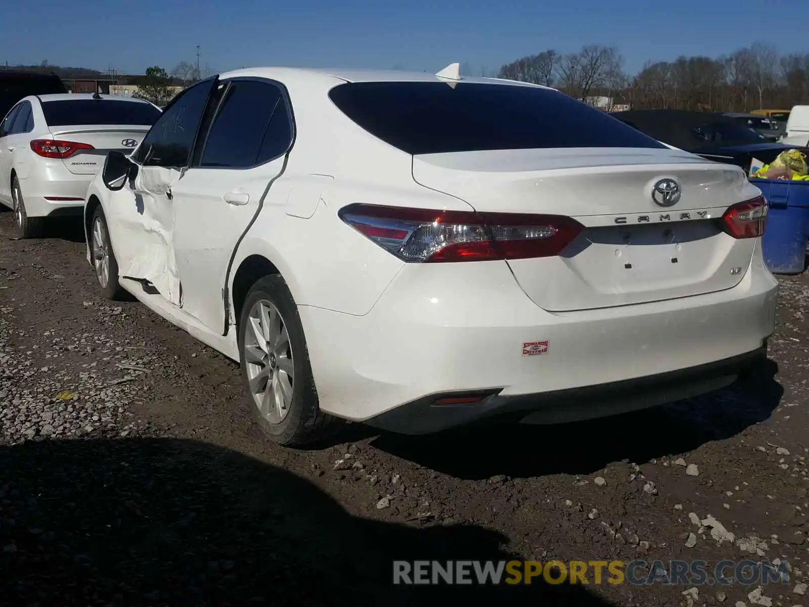 3 Photograph of a damaged car 4T1B11HK9KU719482 TOYOTA CAMRY 2019