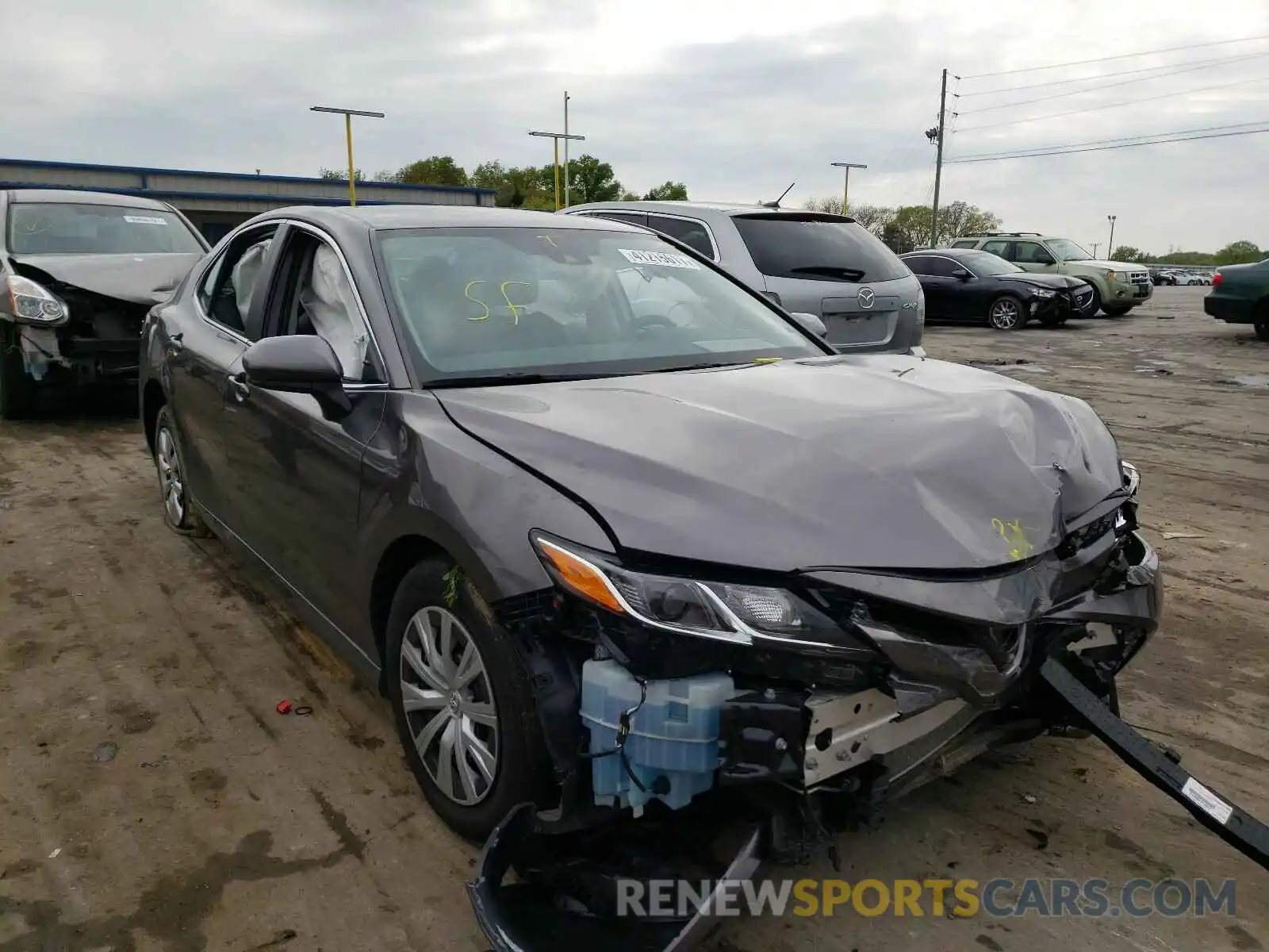 1 Photograph of a damaged car 4T1B11HK9KU723029 TOYOTA CAMRY 2019