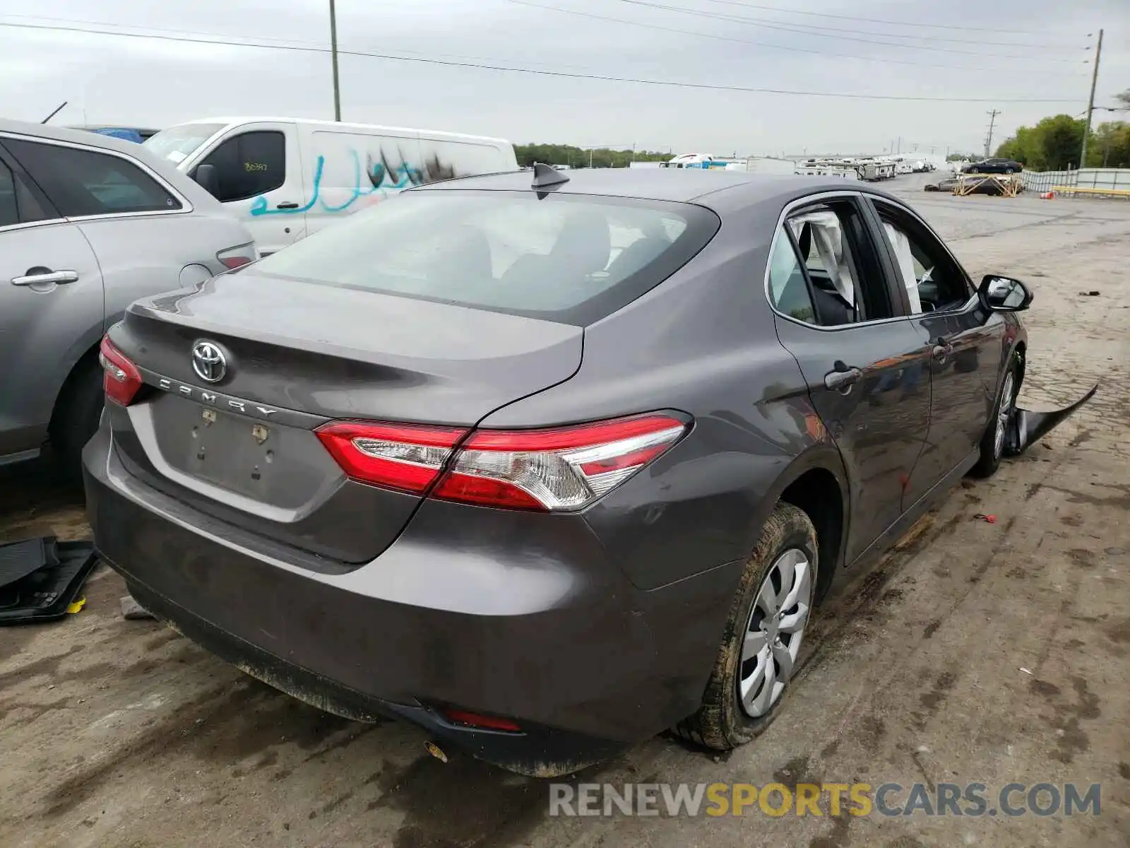 4 Photograph of a damaged car 4T1B11HK9KU723029 TOYOTA CAMRY 2019