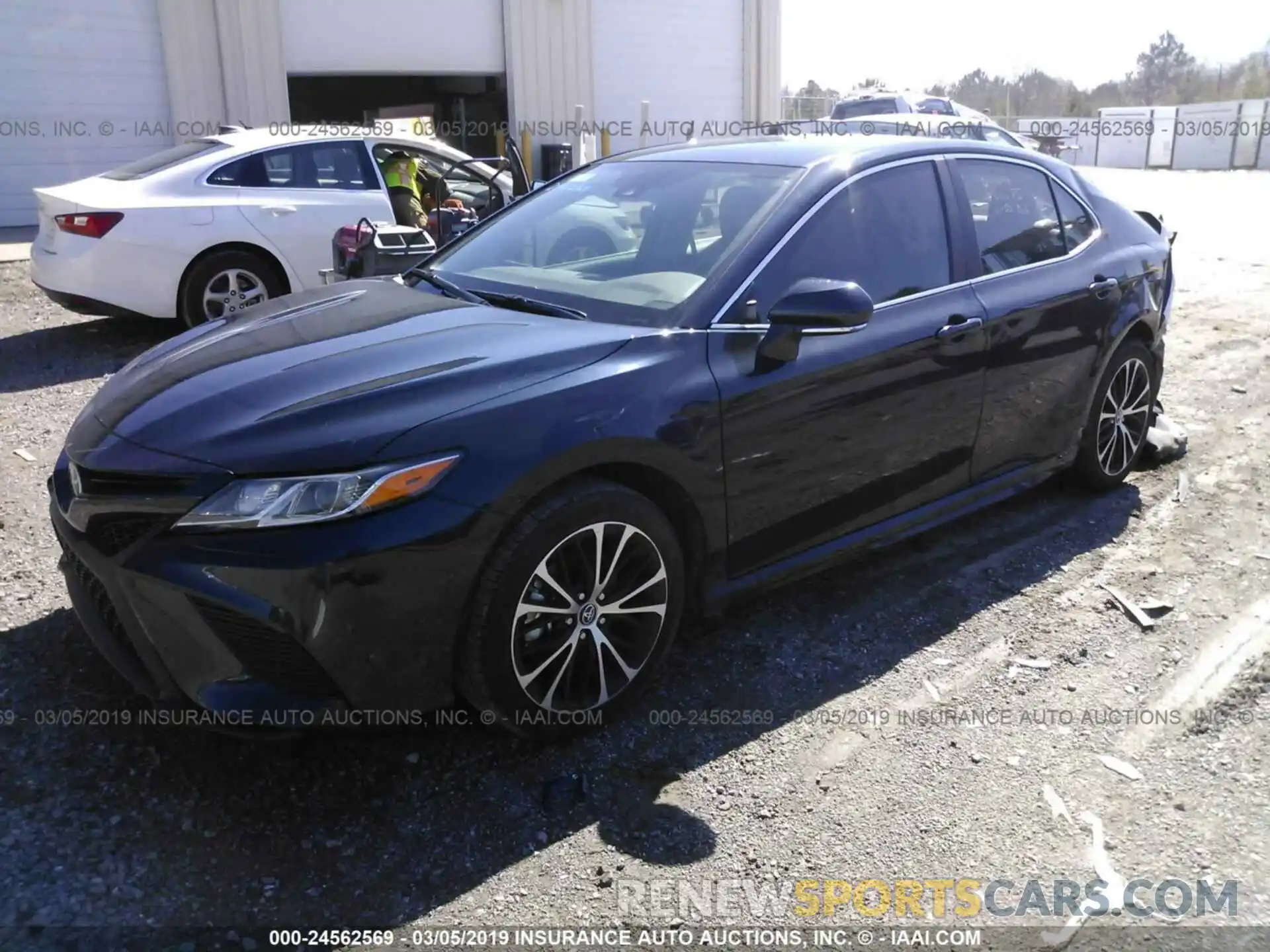 2 Photograph of a damaged car 4T1B11HK9KU725976 TOYOTA CAMRY 2019