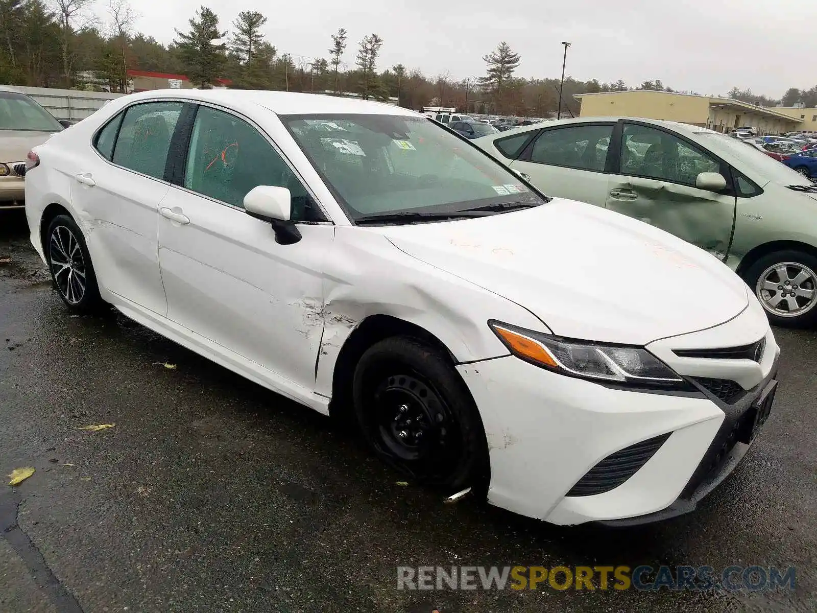 1 Photograph of a damaged car 4T1B11HK9KU728442 TOYOTA CAMRY 2019