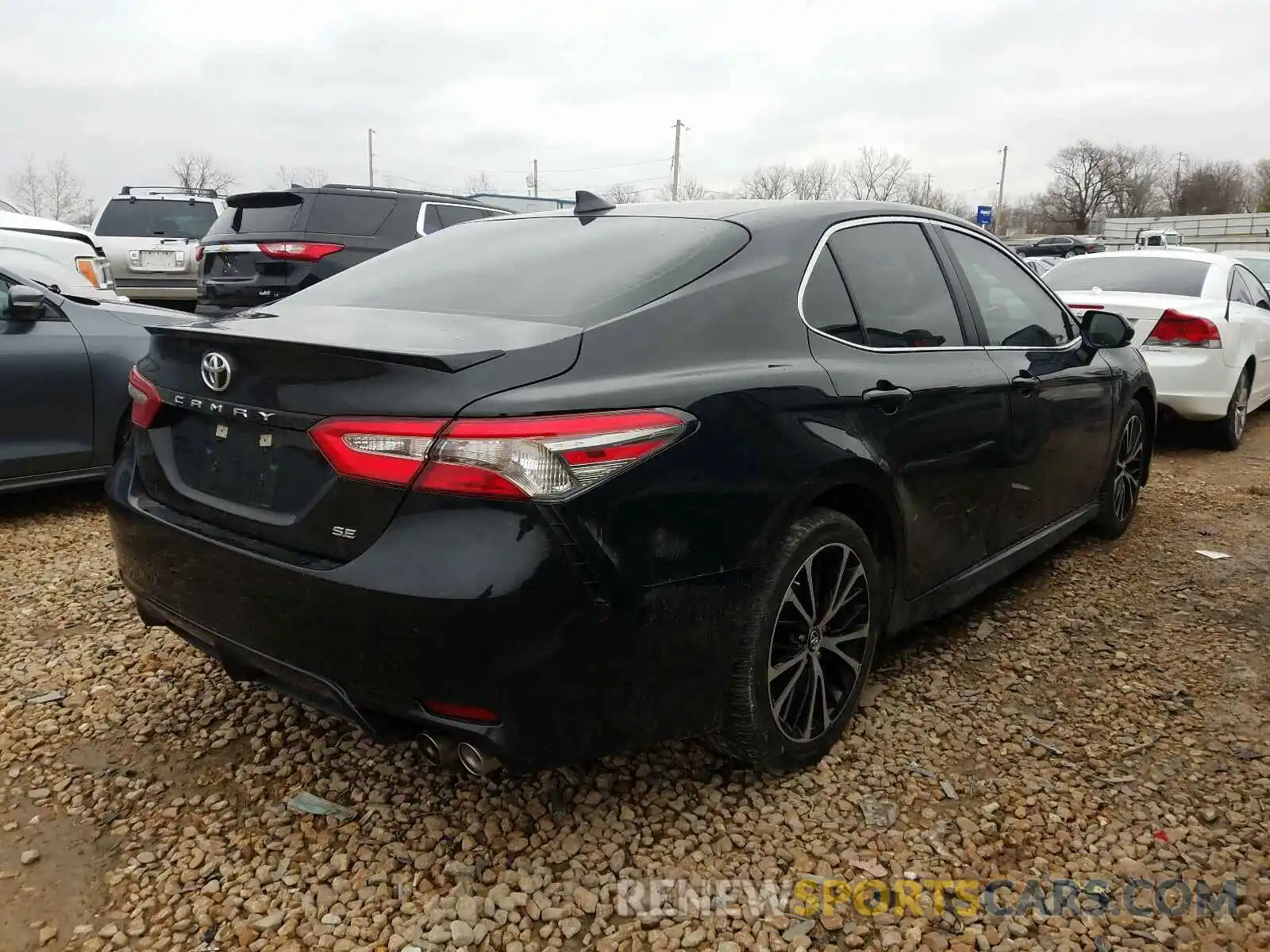 4 Photograph of a damaged car 4T1B11HK9KU728893 TOYOTA CAMRY 2019