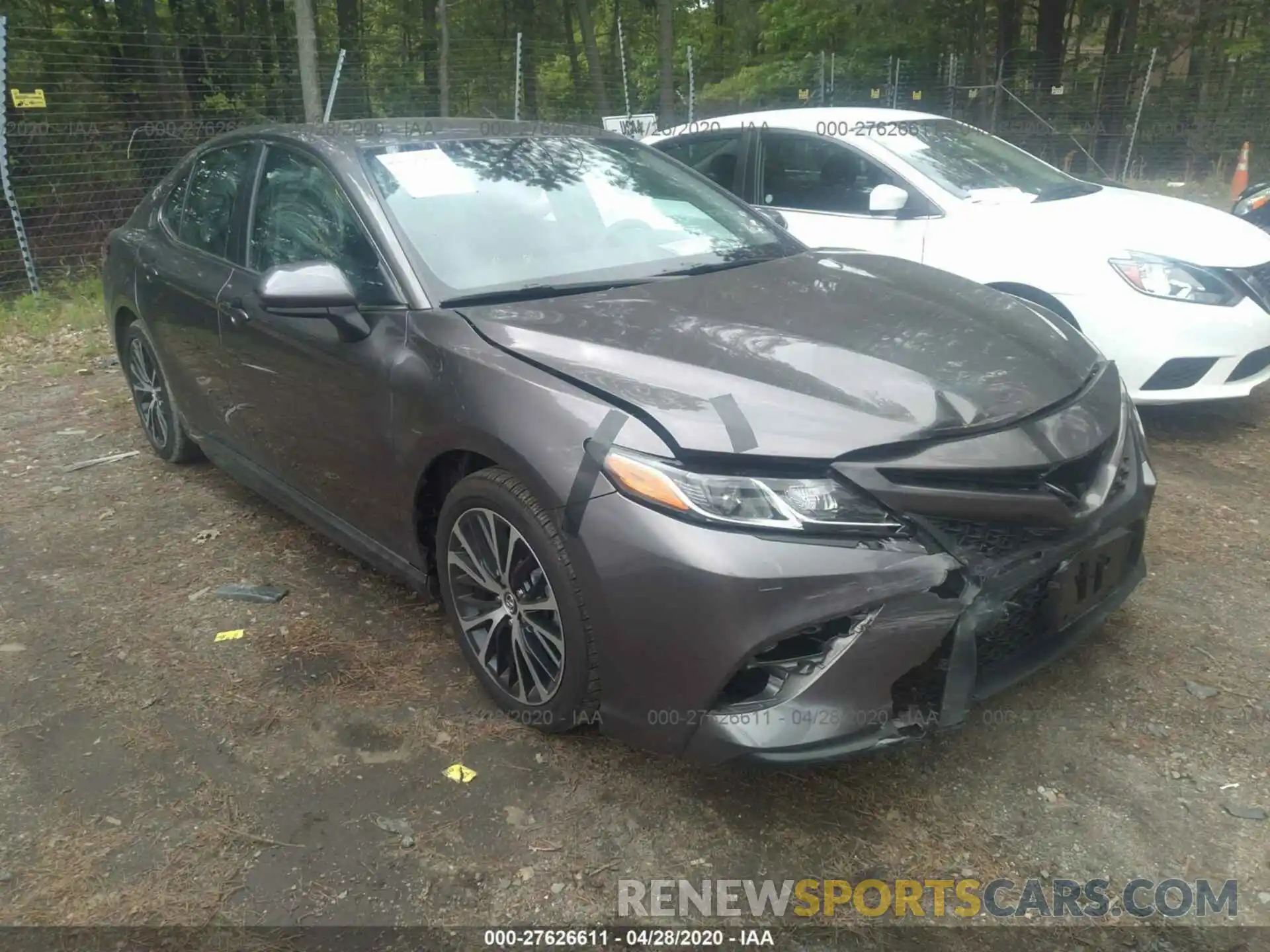 1 Photograph of a damaged car 4T1B11HK9KU728926 TOYOTA CAMRY 2019