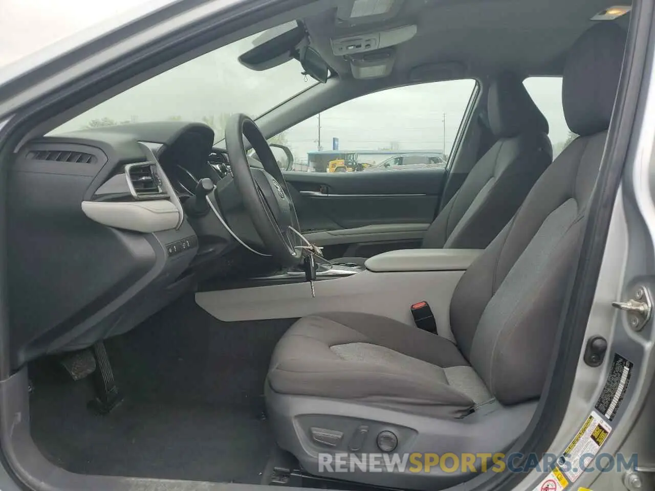 7 Photograph of a damaged car 4T1B11HK9KU736122 TOYOTA CAMRY 2019