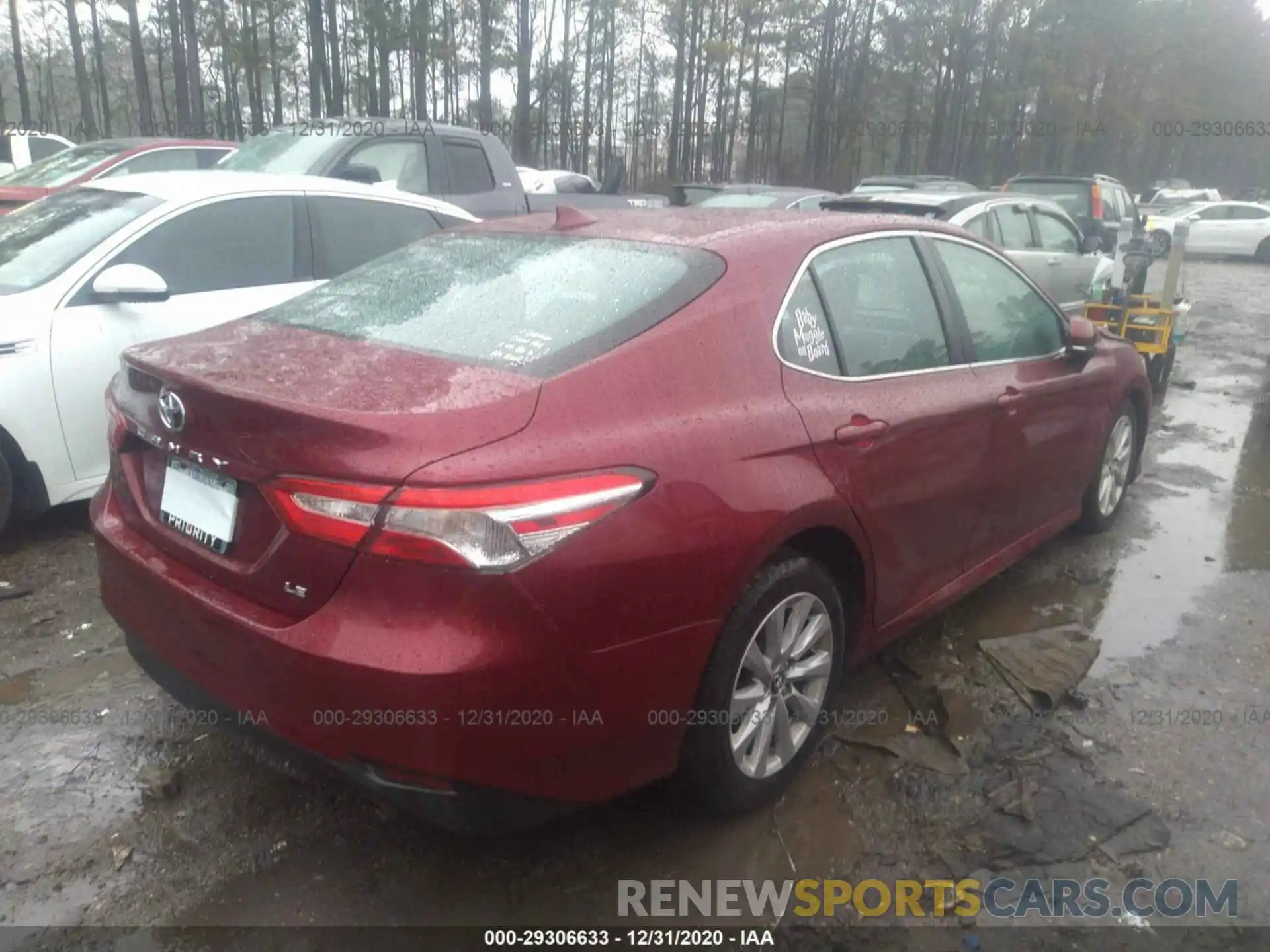 4 Photograph of a damaged car 4T1B11HK9KU738968 TOYOTA CAMRY 2019