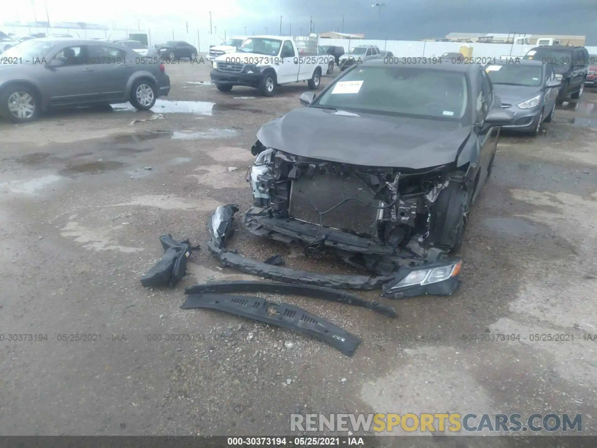 6 Photograph of a damaged car 4T1B11HK9KU741708 TOYOTA CAMRY 2019