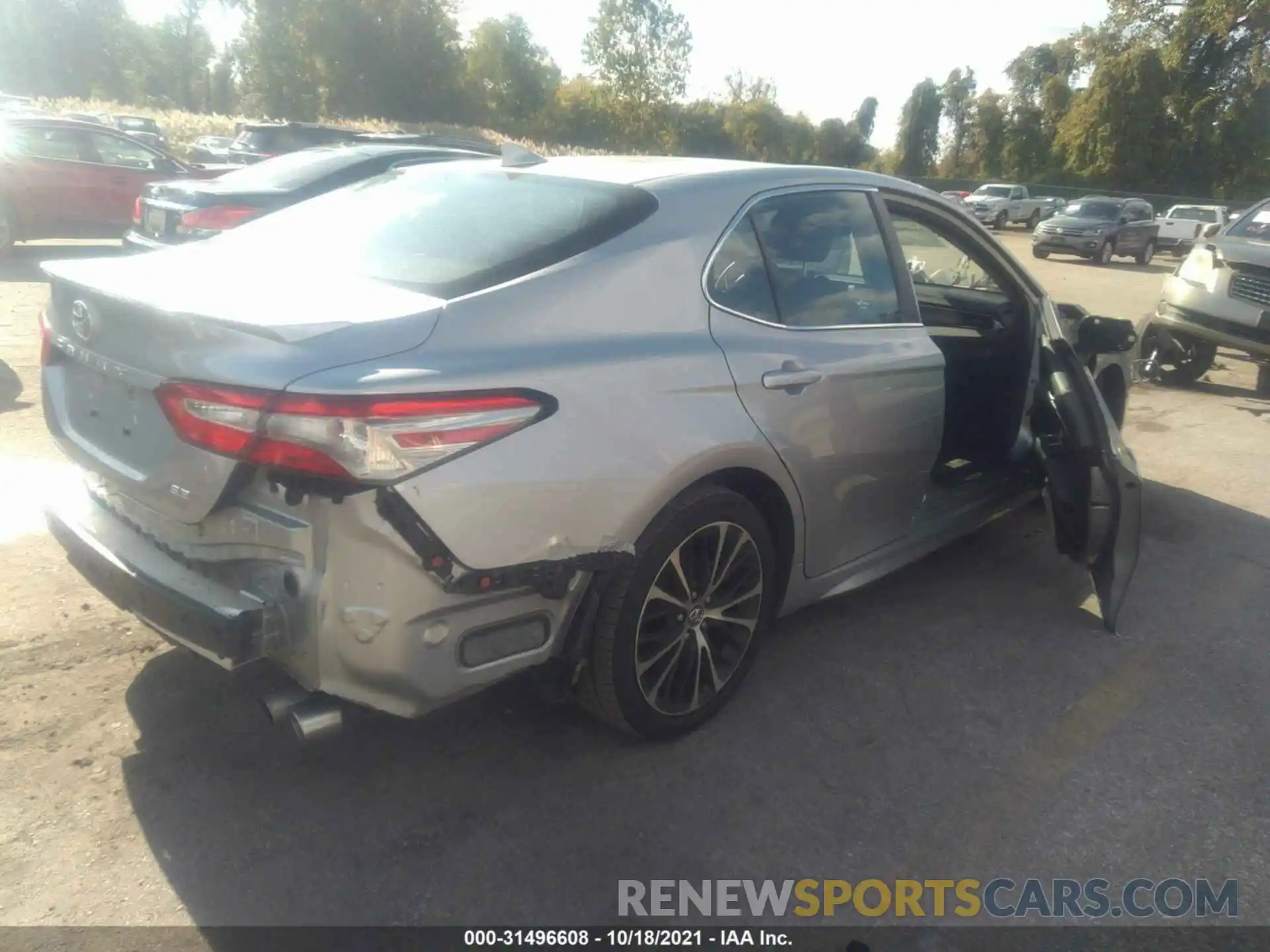 4 Photograph of a damaged car 4T1B11HK9KU746035 TOYOTA CAMRY 2019