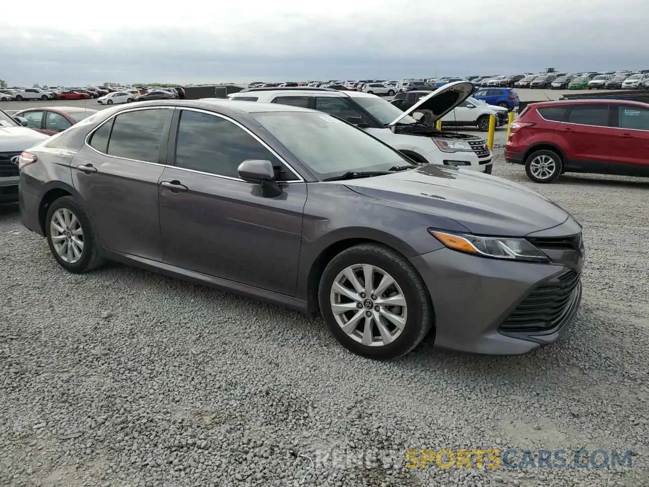 4 Photograph of a damaged car 4T1B11HK9KU750733 TOYOTA CAMRY 2019