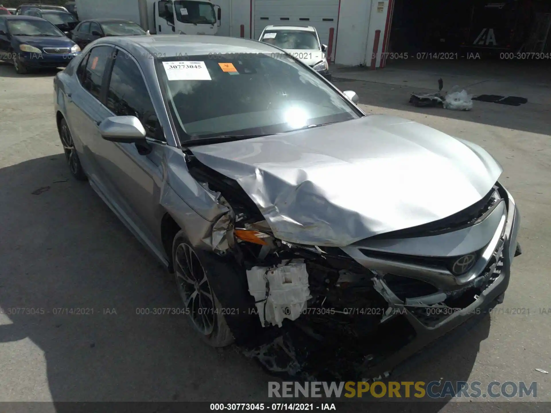 6 Photograph of a damaged car 4T1B11HK9KU751820 TOYOTA CAMRY 2019