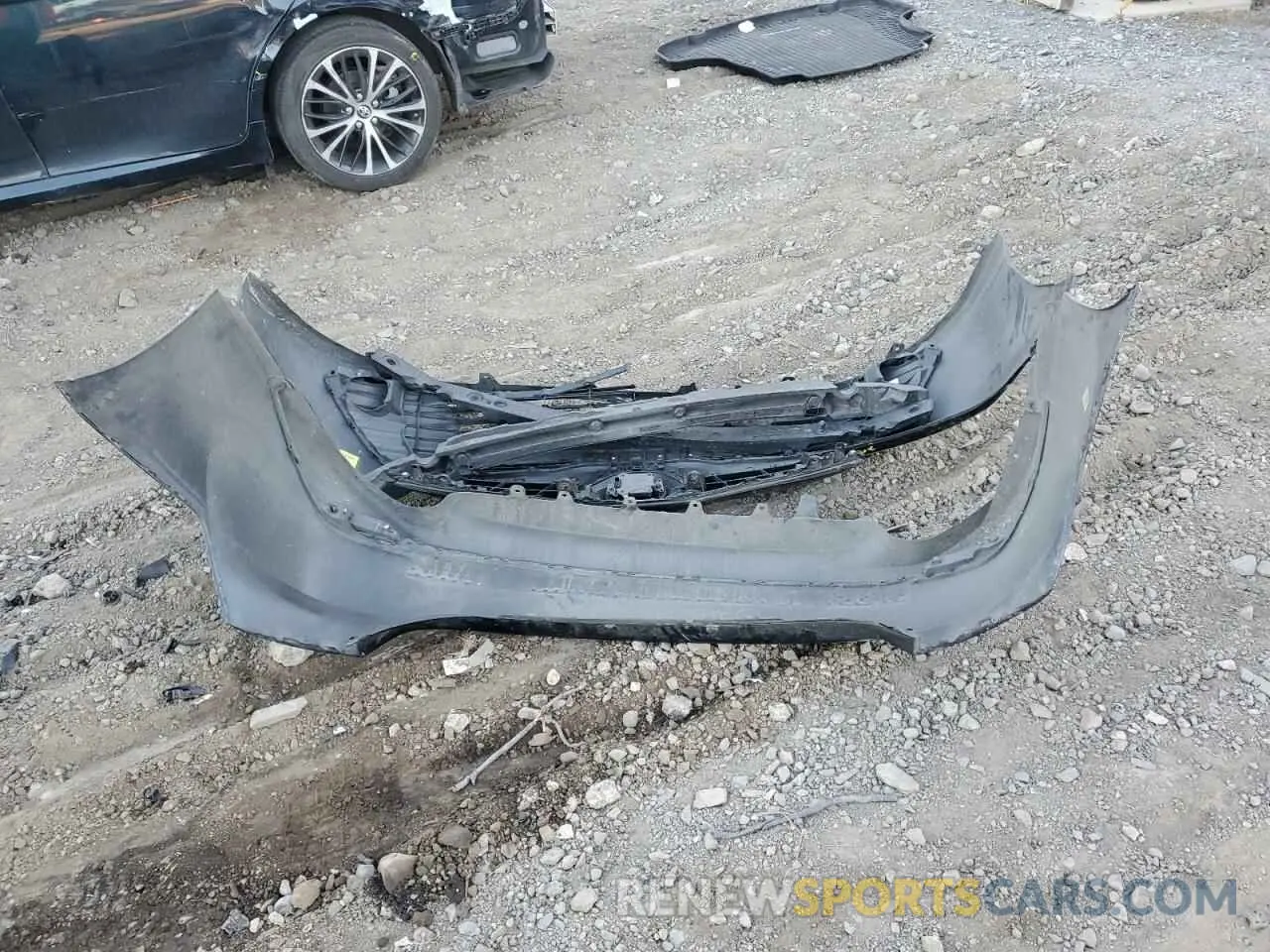 12 Photograph of a damaged car 4T1B11HK9KU754409 TOYOTA CAMRY 2019