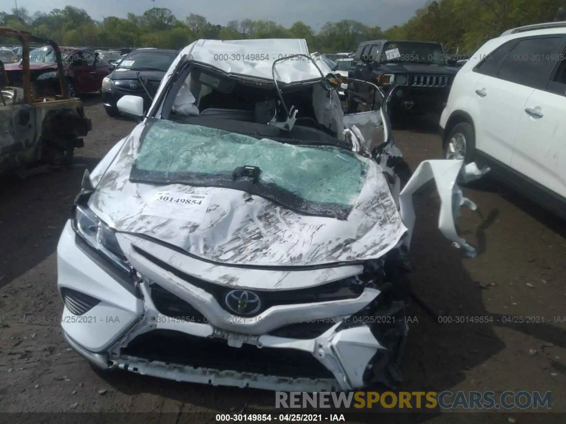 6 Photograph of a damaged car 4T1B11HK9KU755561 TOYOTA CAMRY 2019