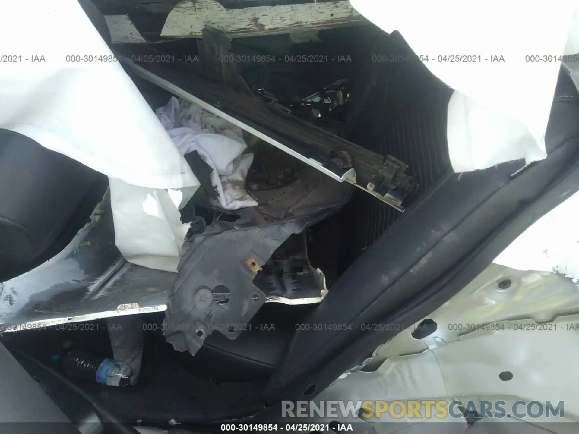 8 Photograph of a damaged car 4T1B11HK9KU755561 TOYOTA CAMRY 2019