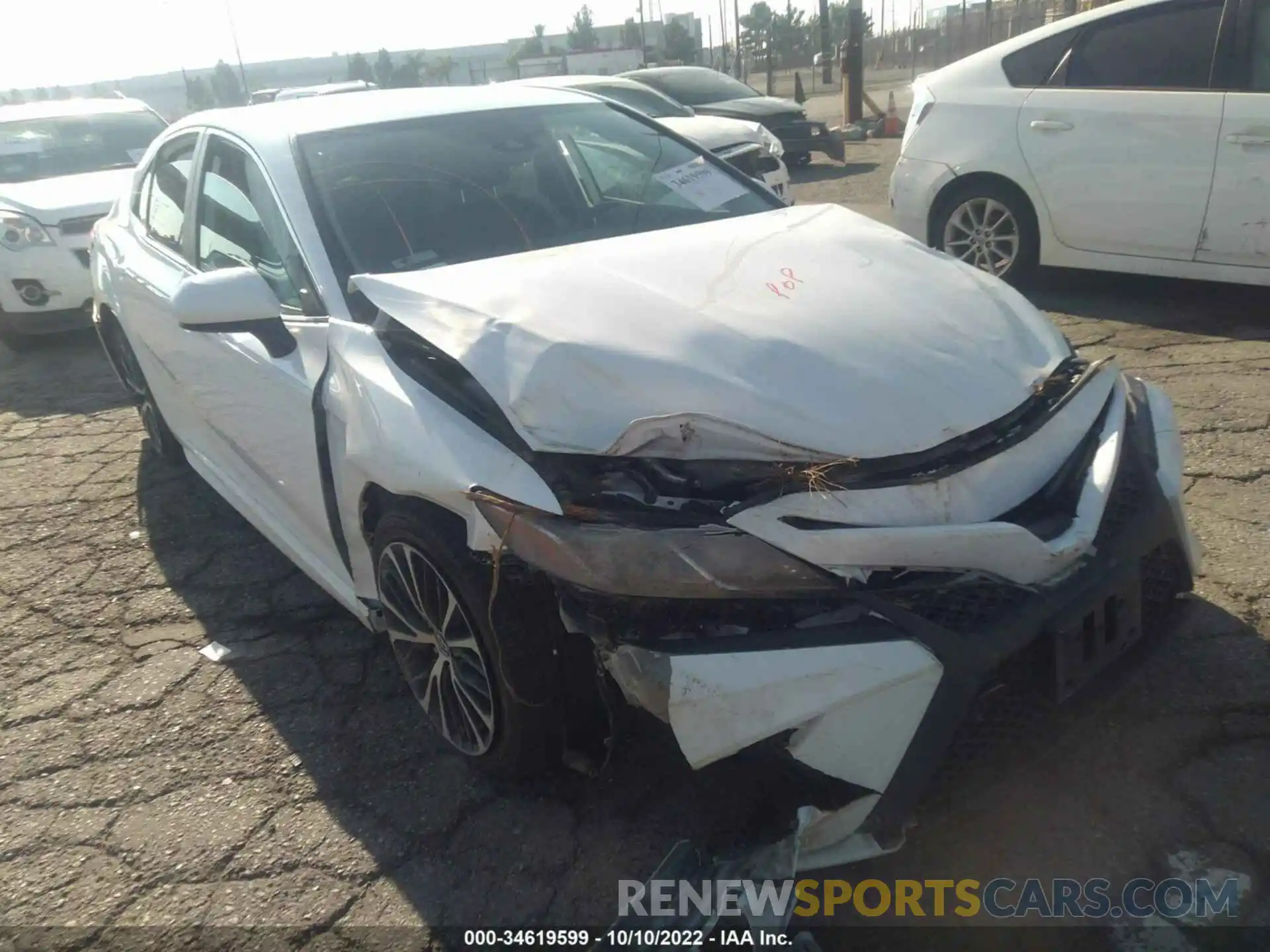 6 Photograph of a damaged car 4T1B11HK9KU755835 TOYOTA CAMRY 2019