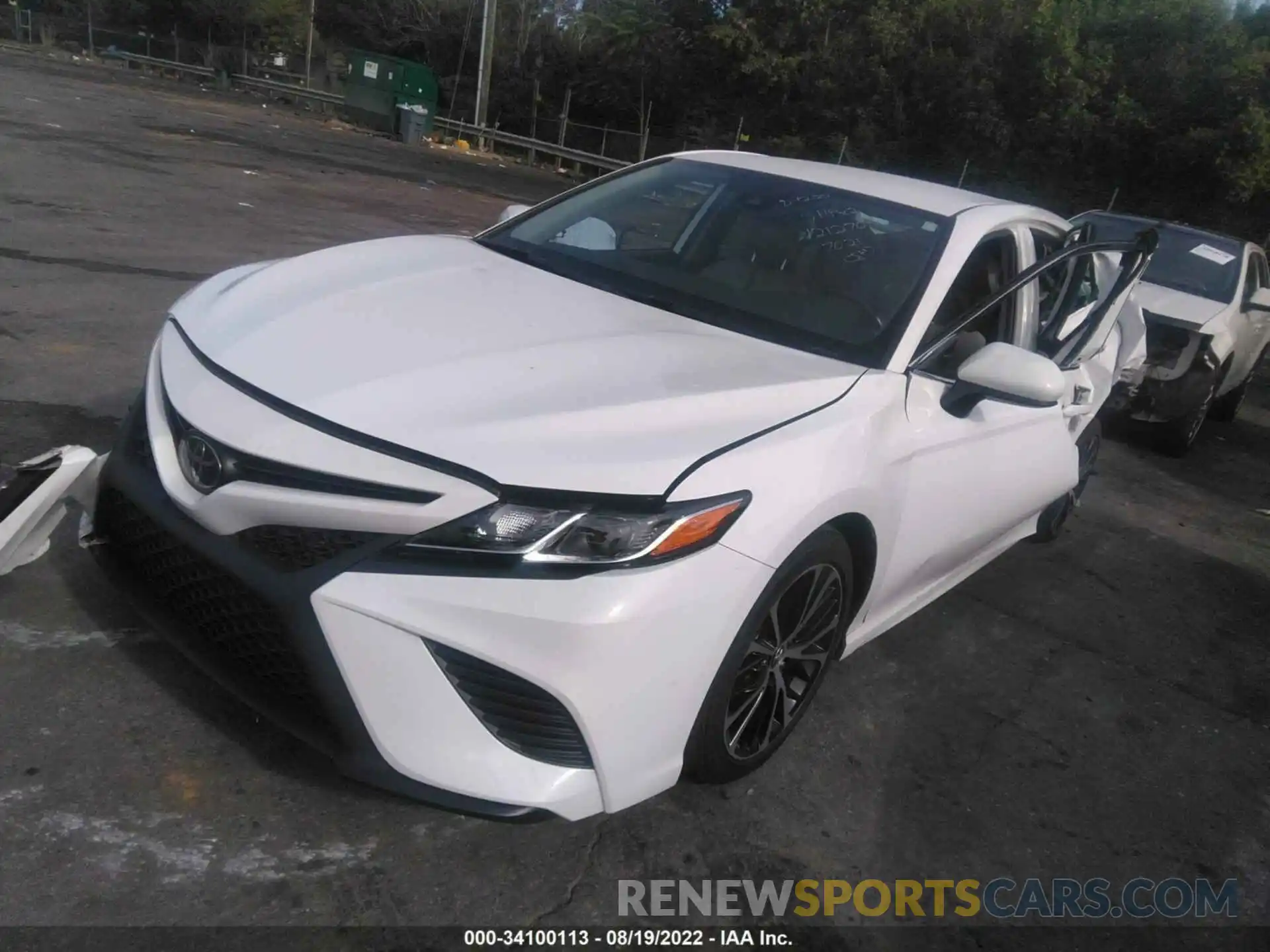 2 Photograph of a damaged car 4T1B11HK9KU757021 TOYOTA CAMRY 2019