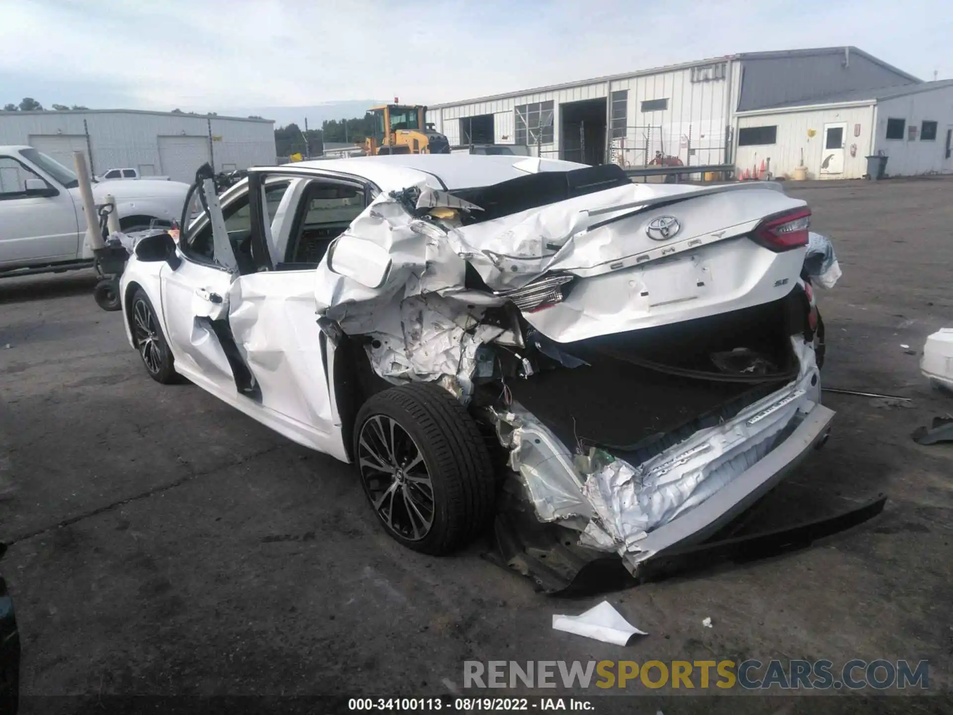 3 Photograph of a damaged car 4T1B11HK9KU757021 TOYOTA CAMRY 2019