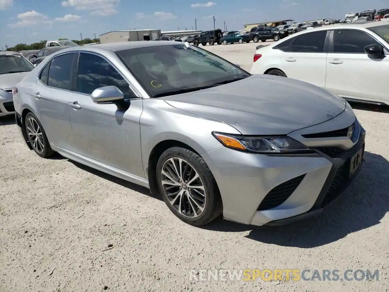 1 Photograph of a damaged car 4T1B11HK9KU757973 TOYOTA CAMRY 2019