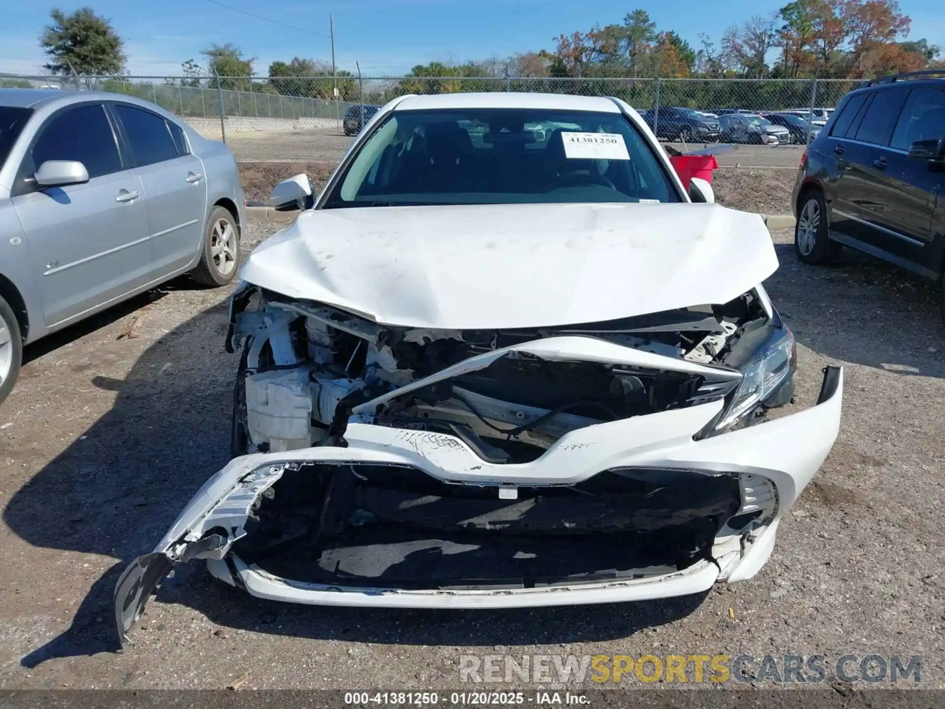 12 Photograph of a damaged car 4T1B11HK9KU758766 TOYOTA CAMRY 2019